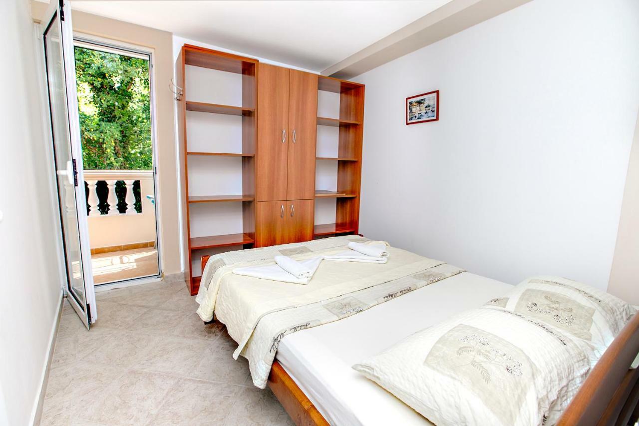 Apartments Villa Popovic Kotor Kültér fotó