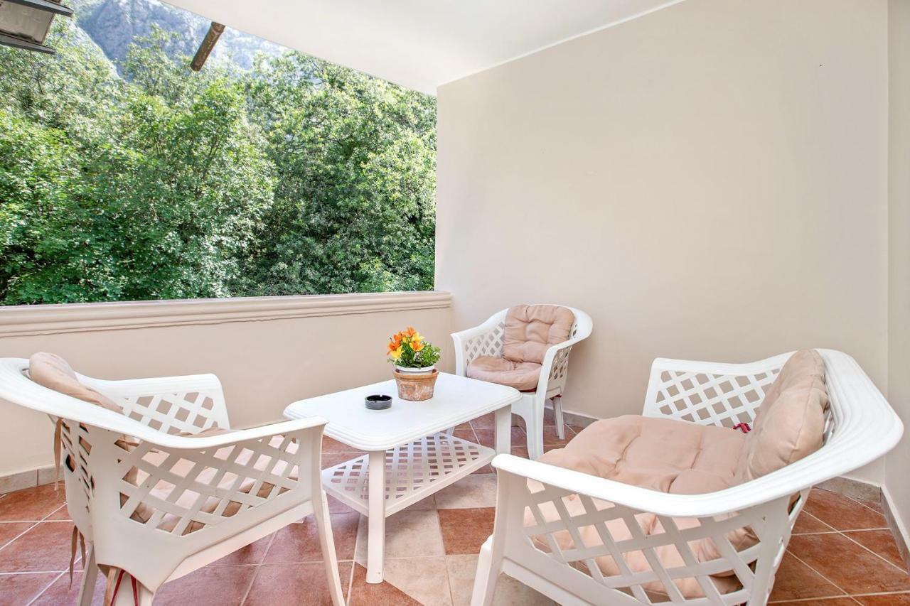 Apartments Villa Popovic Kotor Kültér fotó