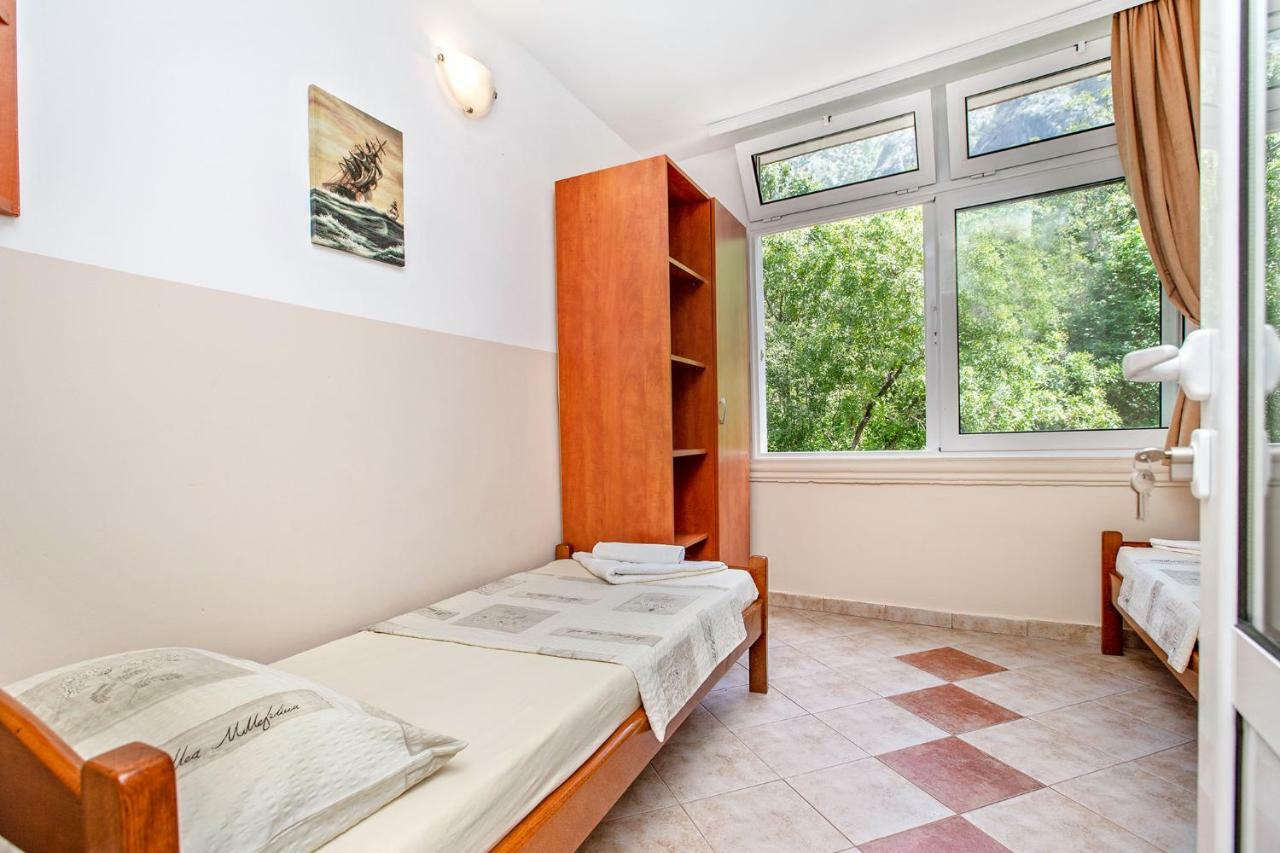 Apartments Villa Popovic Kotor Kültér fotó
