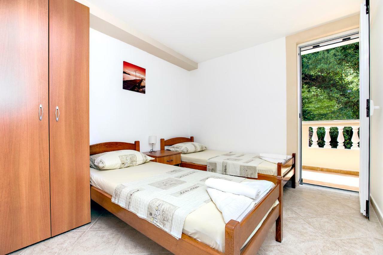 Apartments Villa Popovic Kotor Kültér fotó